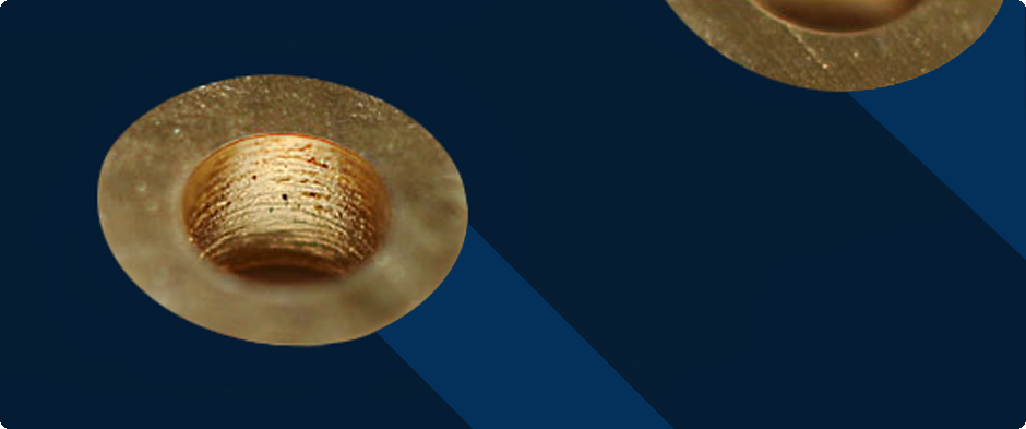 Detalle Del Taladro Metalizado En Oro